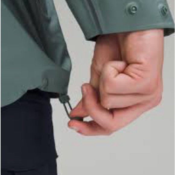 Lululemon Men’s Waterproof Full-Zip Rain Jacket-Medium Forest Green/Small - Picture 4 of 15
